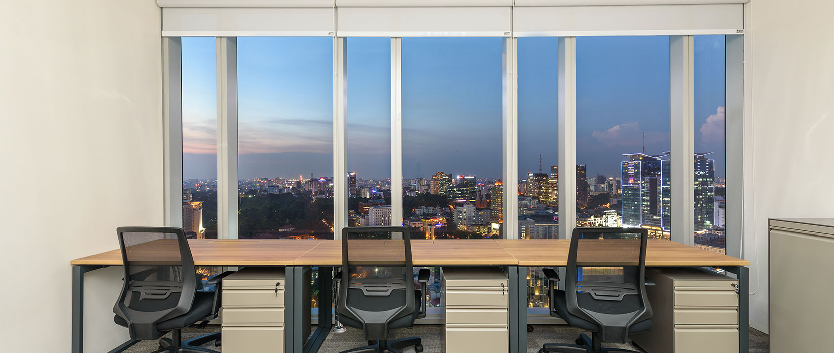 SCT2_HCMC_Suite_Night